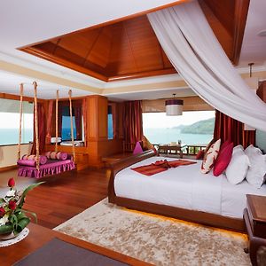 Diamond Cliff Resort & Spa, Patong Beach